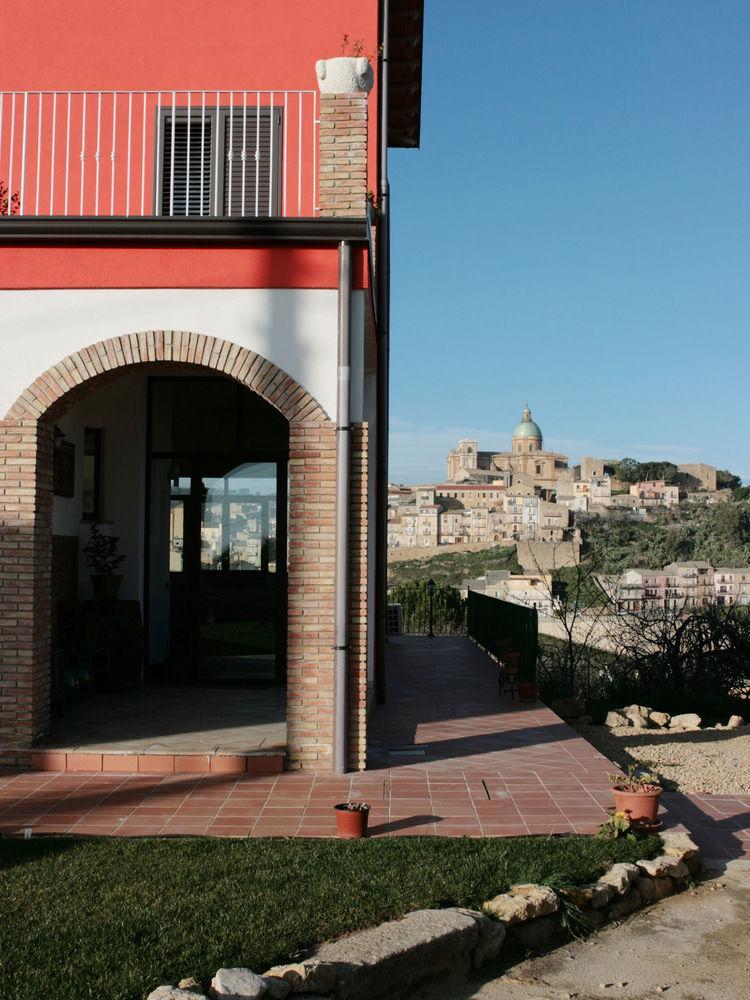 La Casa Rossa Country House Piazza Armerina Exterior foto