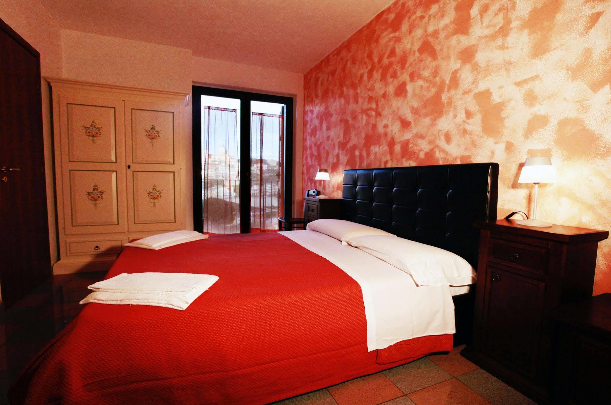 La Casa Rossa Country House Piazza Armerina Exterior foto